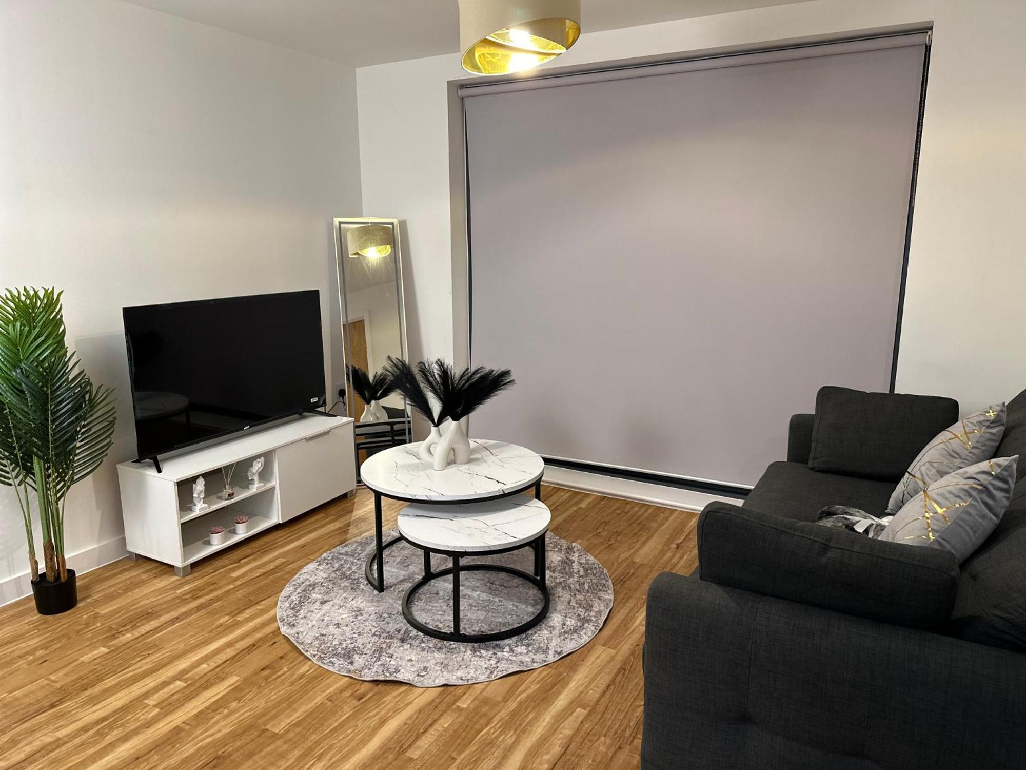 Luxury 2-Bed High-Rise In Manchester With Parking Exterior photo